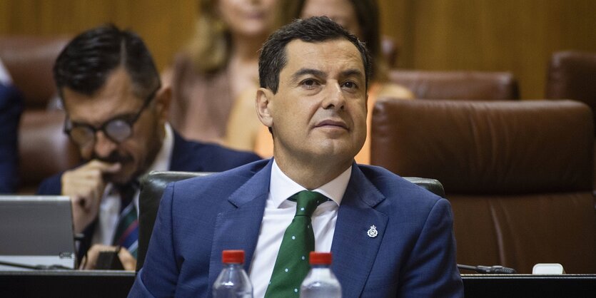 Juan Manuel Moreno im Parlament