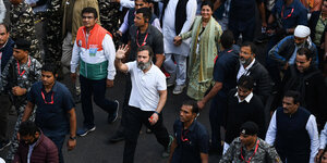 Rahul Gandhi in einer Menschenmenge