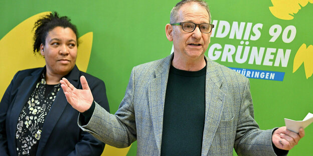 Portrait von zwei neuen grünen Minister*innen in Thüringen.