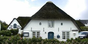 Der Alte Gasthof in List auf Sylt mit Reetdach