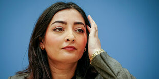 Ein Porträtfoto von Reem Alabali-Radovan (SPD), Staatsministerin und Beauftragte der Bundesregierung für Migration, Flüchtlinge und Integration und Beauftragte für Antirassismus