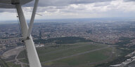 Luftbildaufnahme vom Tempelhofer Feld