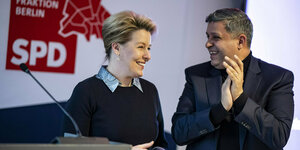 Franziska Giffey und Raed Saleh von der Berliner SPD
