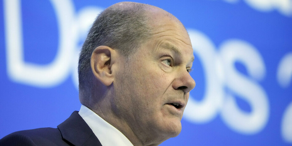 World Economic Forum in Davos: Scholz is silent on tanks