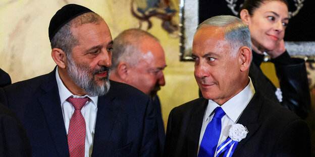 Premierminister Netanjahu mit Innenminister Deri