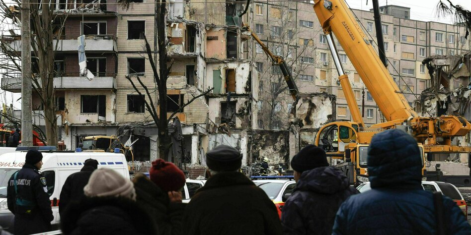 Dnipro nach dem russischen Raketenangriff: Eine Stadt voller Trauer und Wut