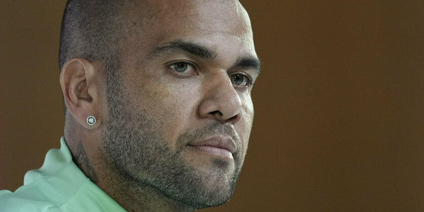 Tiefer Fall: Dani Alves hinter Gittern.