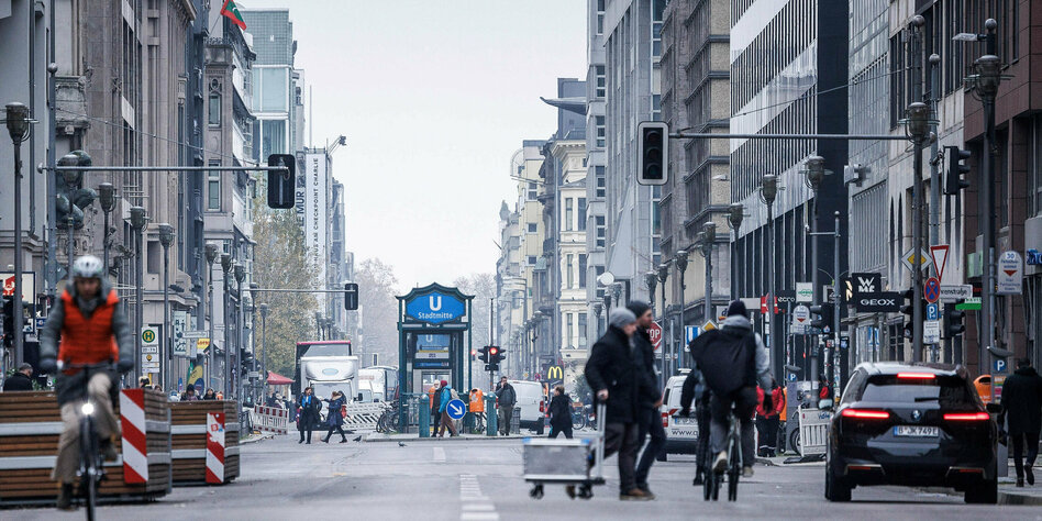 Verkehrspolitik in Berlin: Der Straßen(wahl)kampf weiter - taz.de