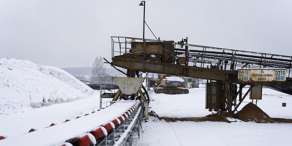 Eine Förderanlage in Einem Kieswerk