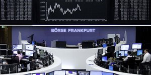Ein Blick in den Saal der Frankfurter Börse.
