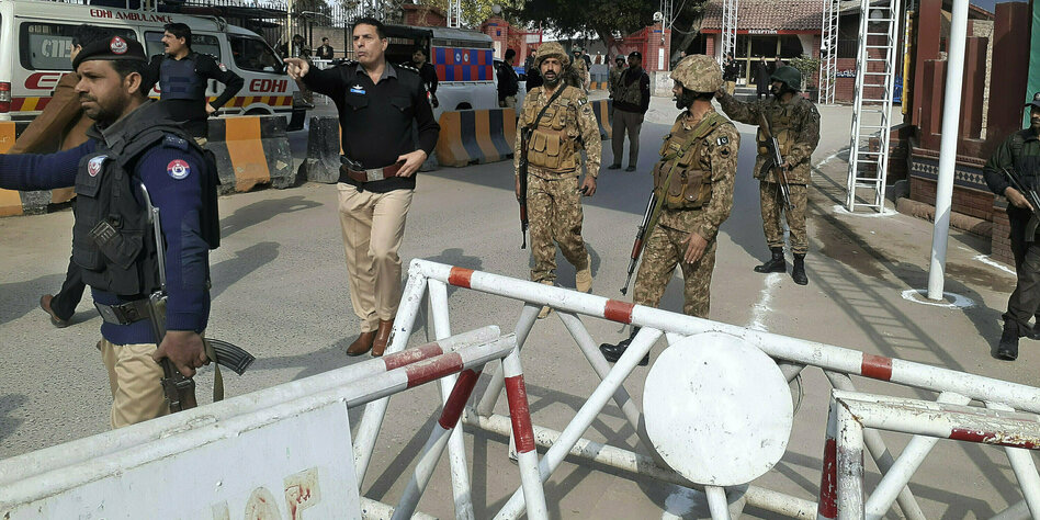 Explosion in Moschee: Mindestens 17 Tote in Pakistan