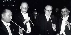Hanns Seidel (Bayerischer Ministerpräsident), Franz Etzel (Bundesfinanzminister), Wilhelm Kaisen (Bremer Bürgermeister) und Leopold Figil (österreichischer Außenminister) beim Schaffermahl 1958