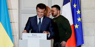 Selenski, Macron und Scholz posieren für ein Gruppenbild
