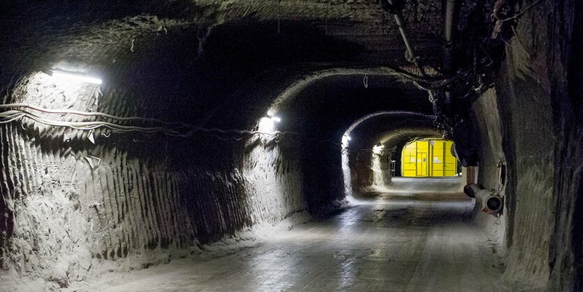 Ein Gang in einem Salzbergwerk