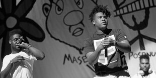 De La Soul 1989 live vlnr: Posdnous, Trugoy und DJ Maseo