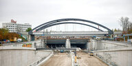 Bauarbeiten an der Baustelle zum Weiterbau Autobahn A100 in Neukölln