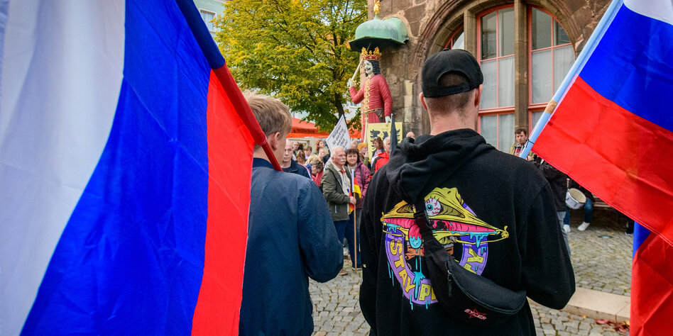 Study on Monday demonstrations: understanding of Russia and hatred of the Greens