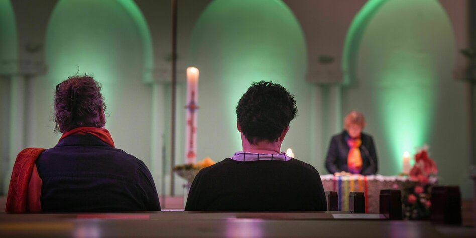 Catholic meeting in Frankfurt: blessing for homosexual couples