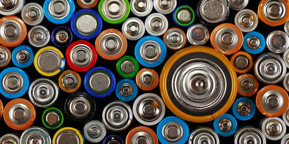 Children ask, the taz answers: How do batteries work?