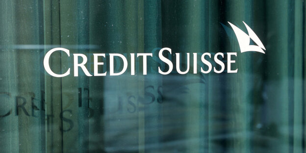 Das Bild zeigt den Schriftzug der Credit Suisse