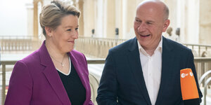Das Foto zeigt Franziska Giffey (SPD) und Kai Wegner (CDU)