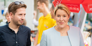 Das Foto zeigt SPD-Generalsekretär Kevin Kühnert und die Berliner SPD-Landeschefin Franziska Giffey.