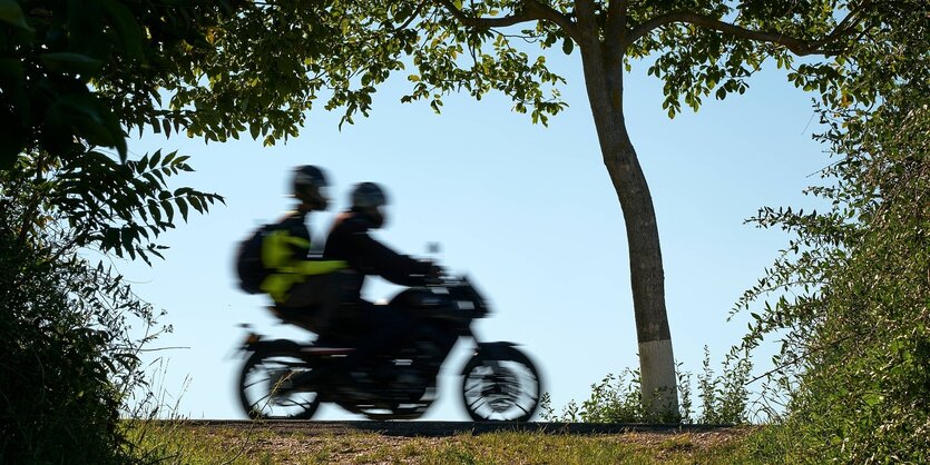 Silhoutte von Motorradfahrern