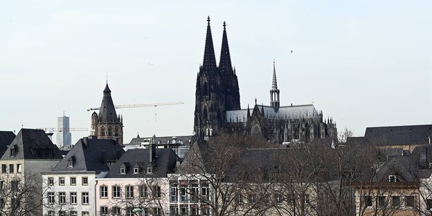 Die Skyline von Köln mit dem Kölner Dom