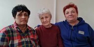 Drei Frauen unterschiedlichen Alters - Dialysepatientinnen in der Ukraine