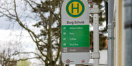 Bushaltestellenschild "Burg Schule"