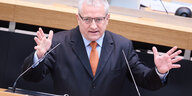 Das Bild zeigt den parlamentarischen Geschäftsführer der SPD-Fraktion im Abgeordnetenhaus, Torsten Schneider