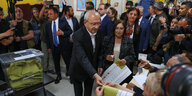 Kemal Kılıçdaroğlu bei der Stimmabgabe am Sonntag in Ankara