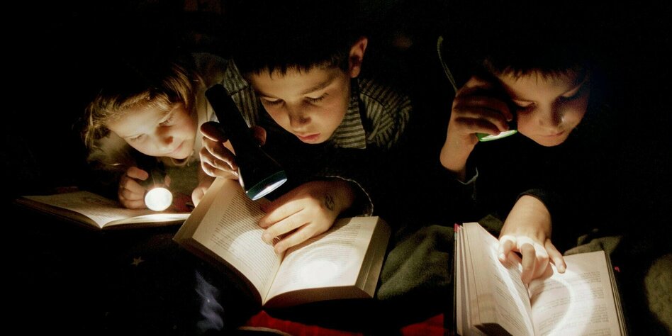 Study on reading skills: three out of four can read