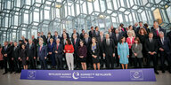 Gruppenbild beim Gipfel des Europarates auf Island