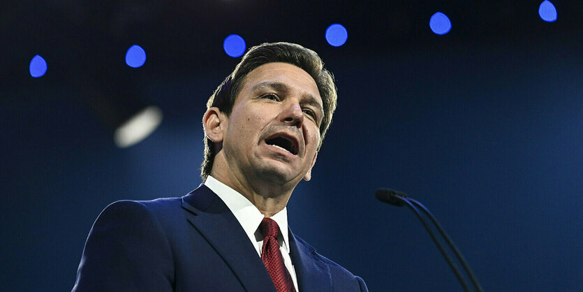 Ron Desantis spricht