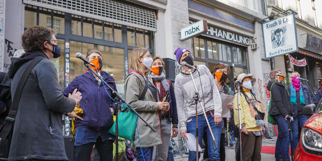 Protest vor dem Haus der nGbK