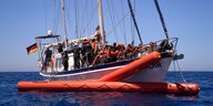 41 aus Seenot Gerettete sind an Bord der "Nadir" auf dem Weg nach Lampedusa