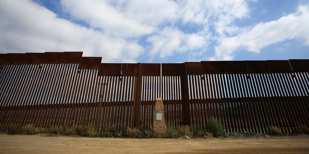 Frontera de Estados Unidos con México: muros de Biden