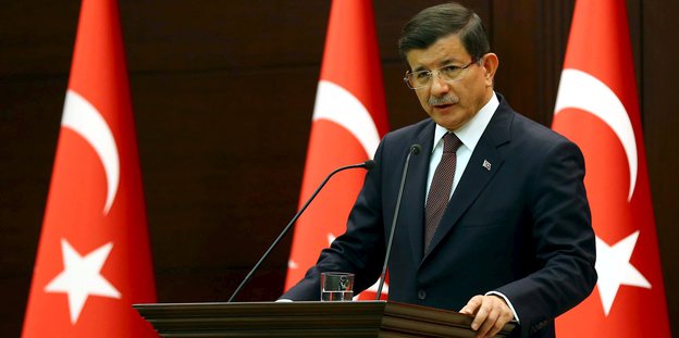 Der türkische Premierminister Davutoglu bei einer Ansprache