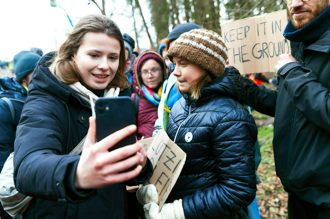 Luisa Neubauer mit Greta Thunberg in Lützerath