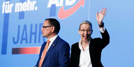 Die Afd-Vorsitzenden Chrupalla und Weidel bei einem Parteitag.