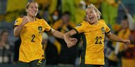 Zwei australische Spielerinnen freuen sich