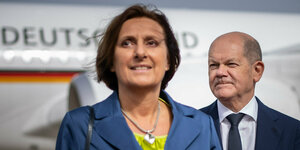 Bundeskanzler Olaf Scholz mit Ehefrau Brittta Ernst.