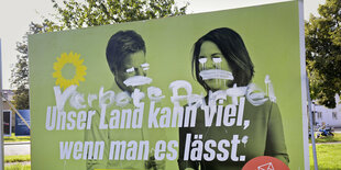 Verunstaltetes Wahlplakat der Grünen