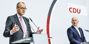 Das Bild zeigt Friedrich Merz und Kai Wegner.