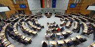 Das Bild zeigt einen Blick in den Plenarsaal des Berliner Abgeordnetenhaus währen einer Sitzung