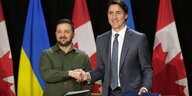 Justin Trudeau und Wolodimir Selenski geben sich vor einer gemeinsamen Pressekonferenz auf dem Parliament Hill die Hand