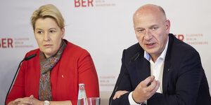 Das Foto zeigt Regierungschef Kai Wegner (CDU) und seine Stellvertreterin, Wirtschaftssenatorin Franziska Giffey (SPD)