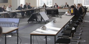 Untersuchungsausschuss zum "Neukölln-Komplex" bei der Sitzung am 29. September