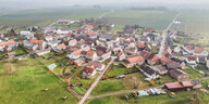 Drohnenaufnahme Dorf